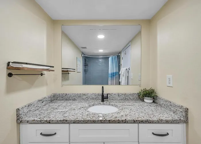2 104 Clearwater Beach