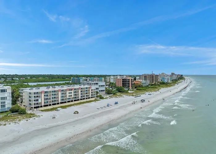 Apartment 2 104 Clearwater Beach